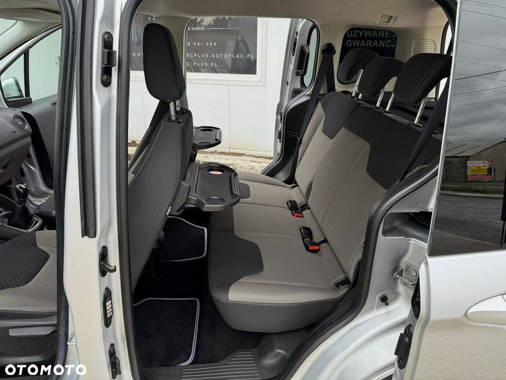Ford Tourneo Courier 1.0 EcoBoost S&S Titanium - 18