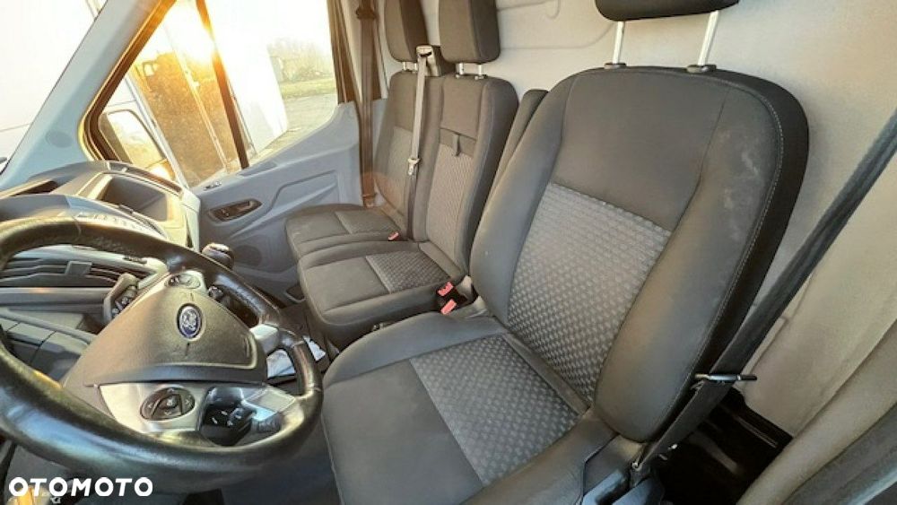 Ford Transit - 16