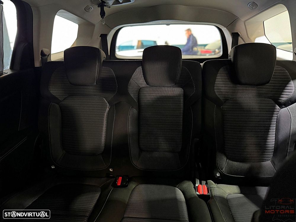 Renault Grand Scénic 1.5 dCi Dynamique S 7L EDC - 38