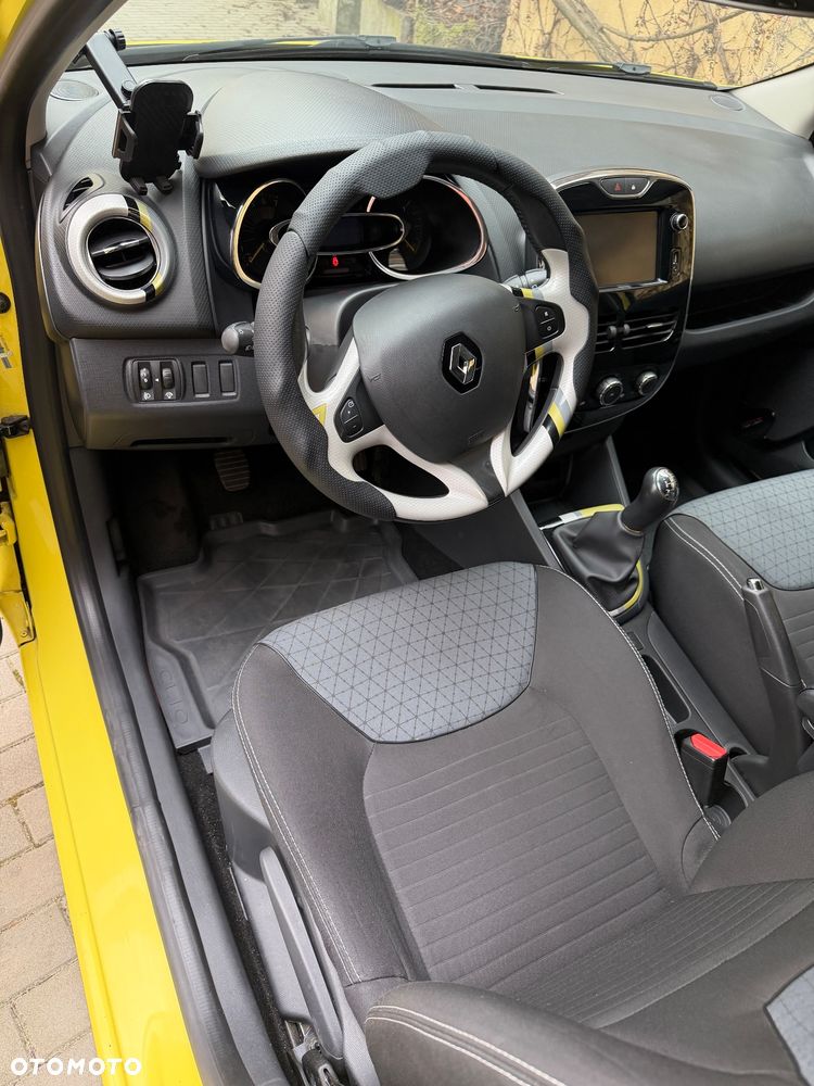 Renault Clio 1.2 16V 75 Collection - 3