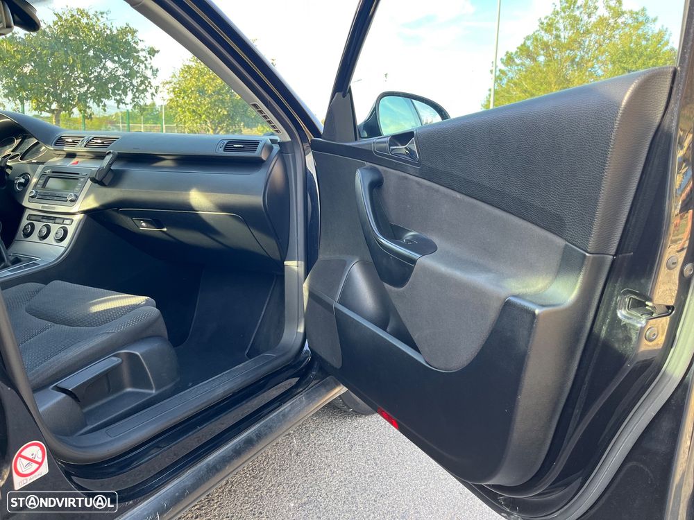 VW Passat 2.0 TDI Confortline - 7