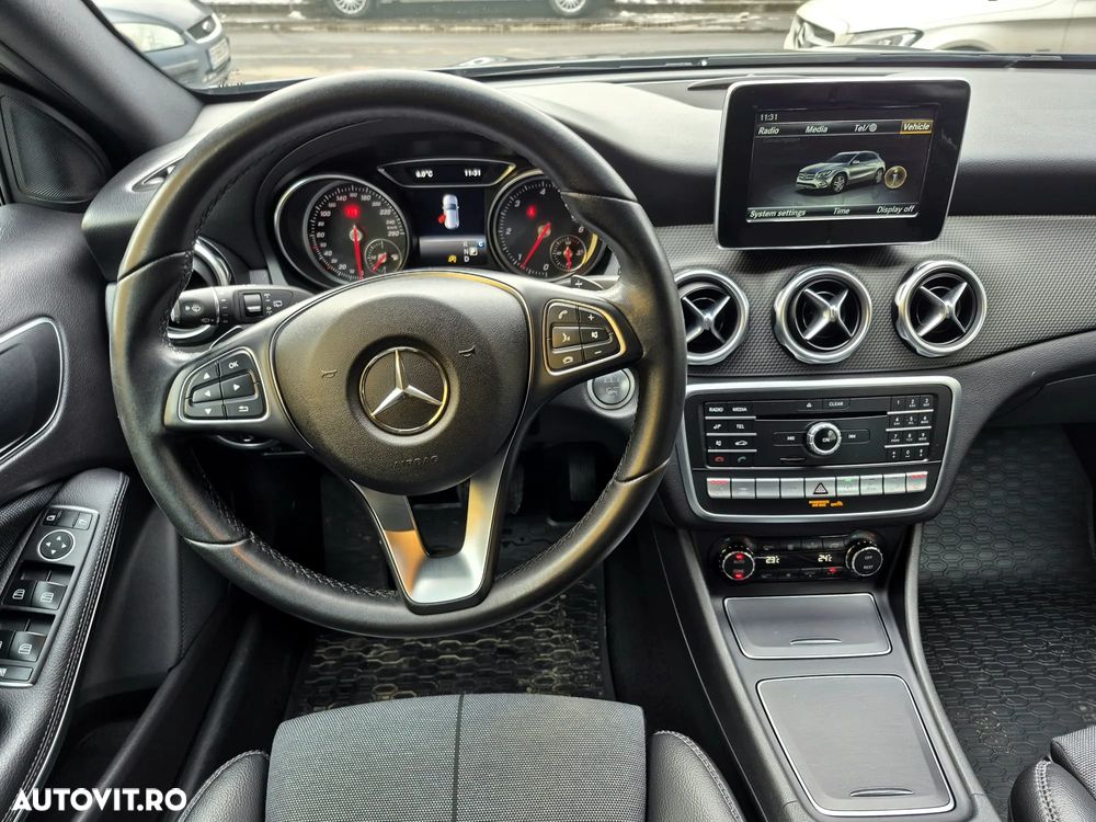 Mercedes-Benz GLA 200 d 4MATIC Aut. - 19