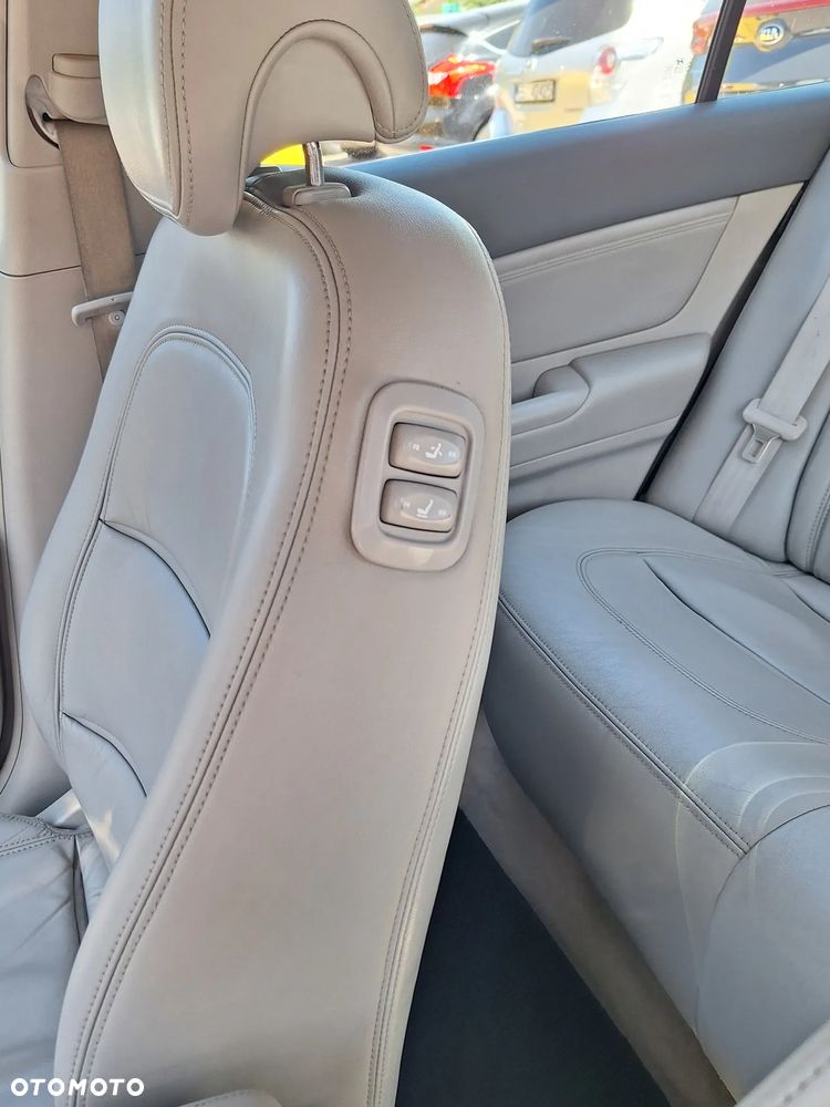 Hyundai Sonata 3.3 V6 GLS Prestige - 11