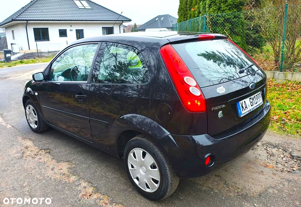 Ford Fiesta 1.3 Fun - 24
