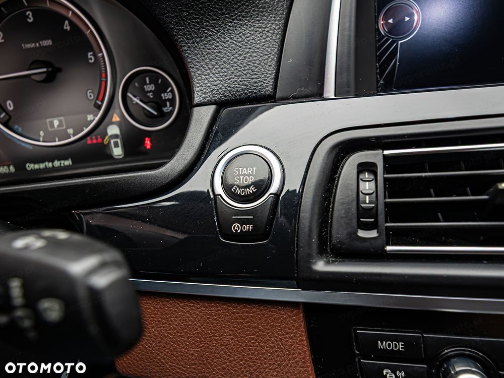 BMW Seria 5 520d xDrive - 18