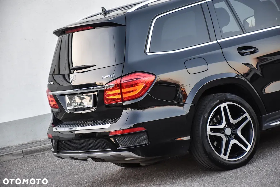 Mercedes-Benz GL 350 BlueTec 4-Matic - 12