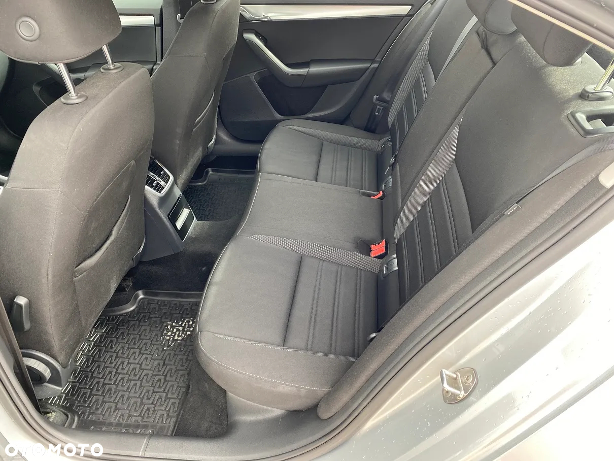 Skoda Octavia 1.5 TSI GPF ACT Ambition - 14