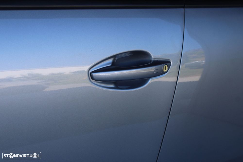 Peugeot 3008 1.6 Hybrid Allure Pack e-EAT8 - 18