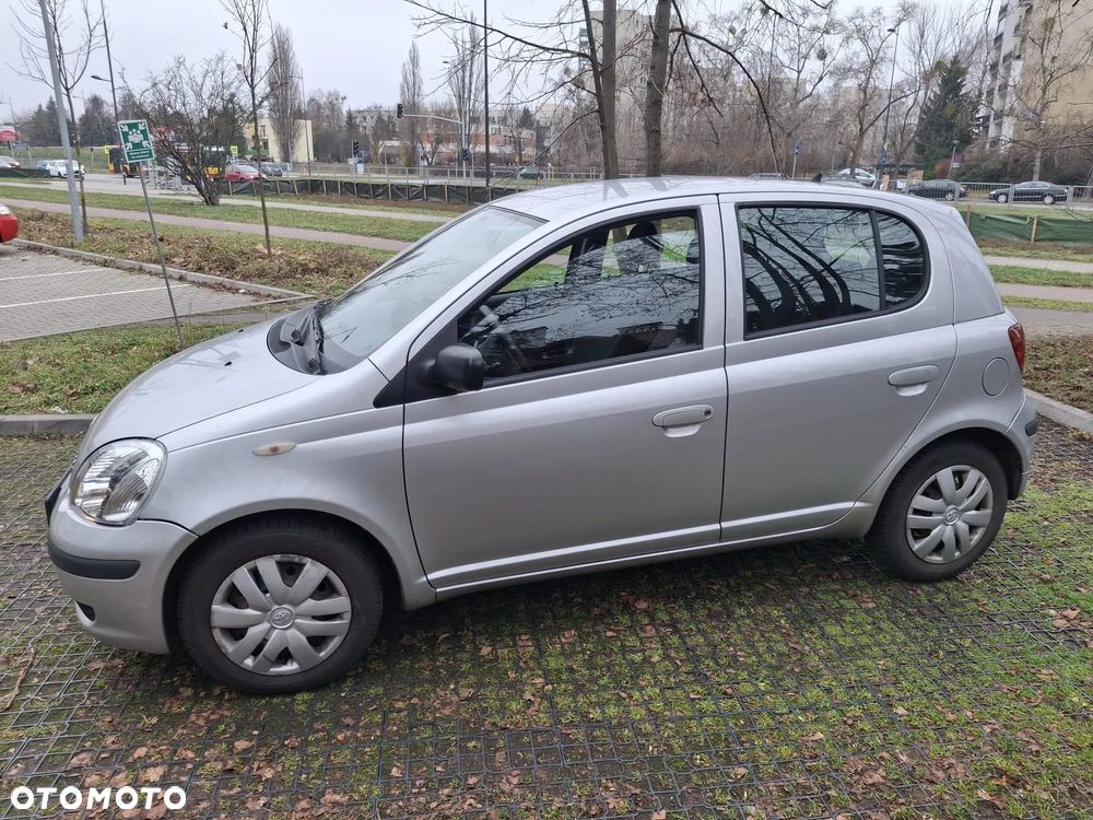 Toyota Yaris 1.3 Luna - 7