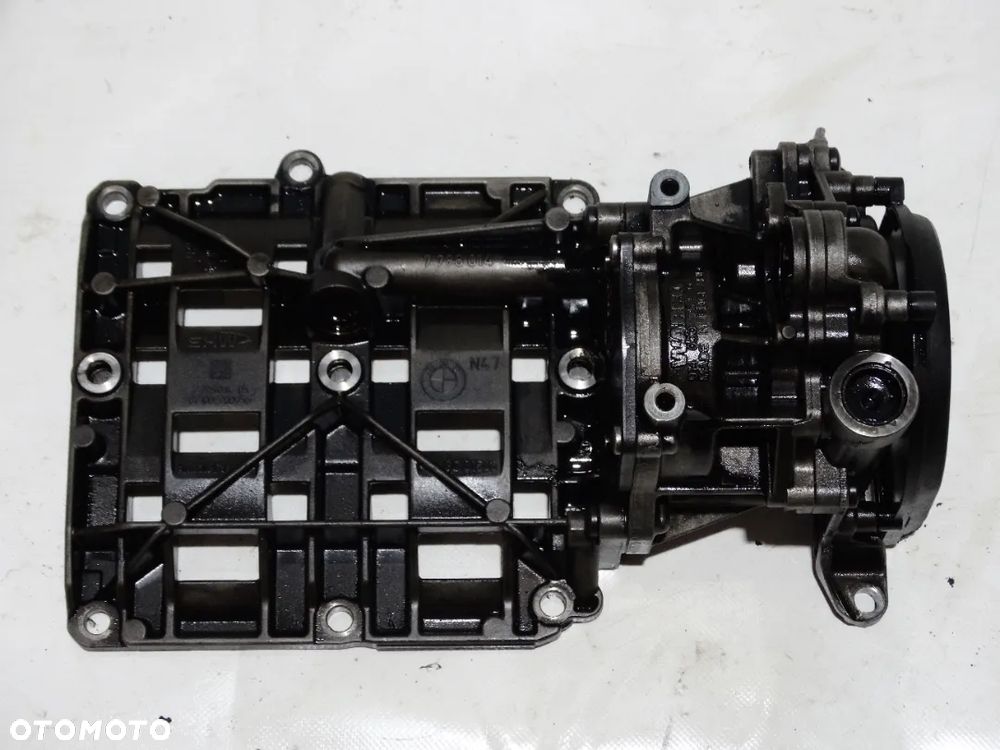 POMPA OLEJU 7798014 BMW E81 E87 E90 E91 E60 E61 N47 2.0D F-VAT - 1