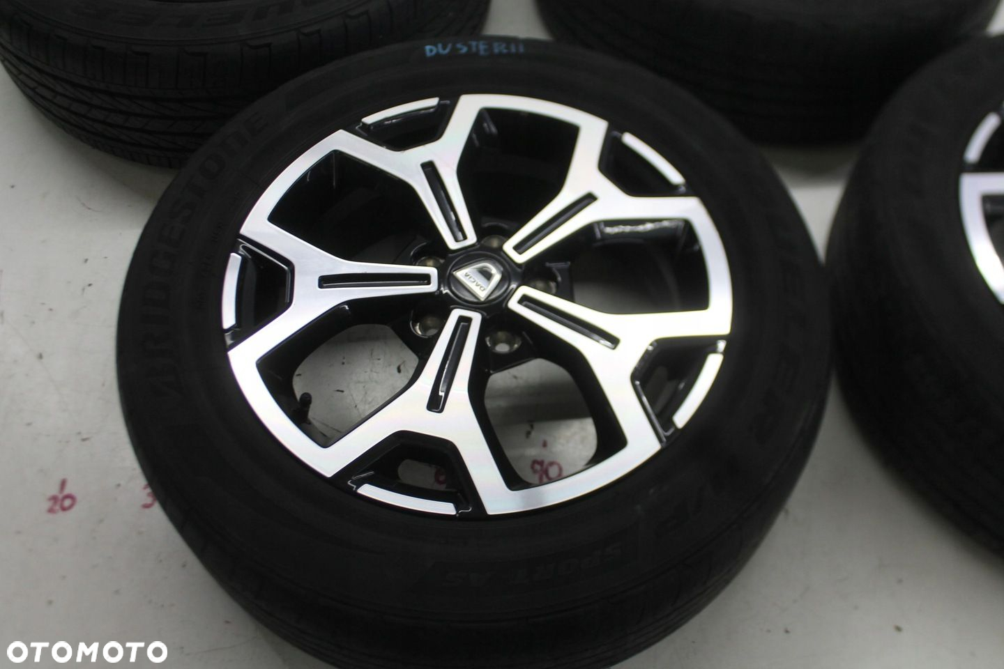 FELGI ALUFELGI KOMPLET 403008540R 215/60 R17 5X114.3 DACIA DUSTER II 17-24 - 2