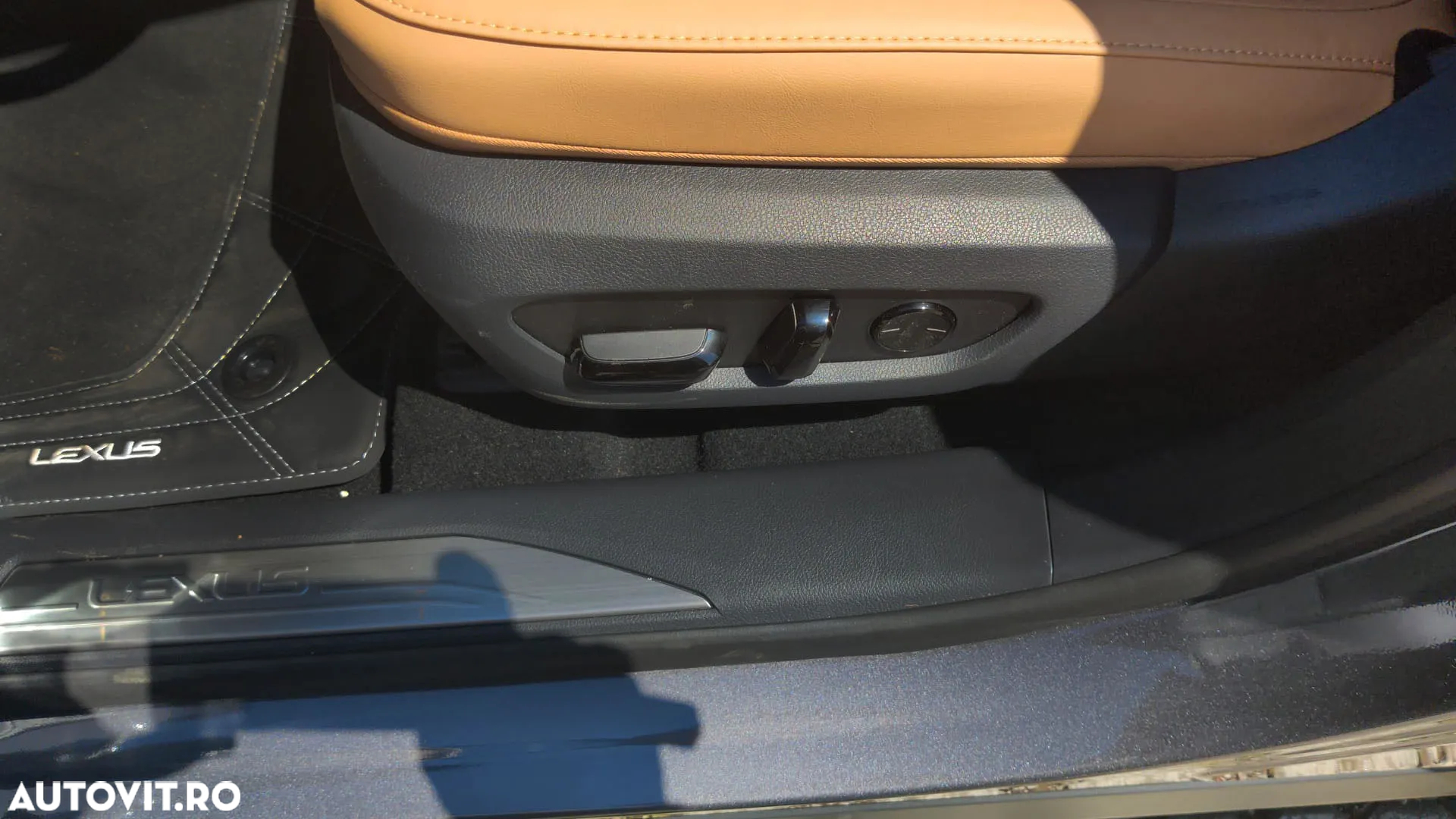 Lexus Seria RX 450h+ (Plug-in-Hybrid) F SPORT Design - 6