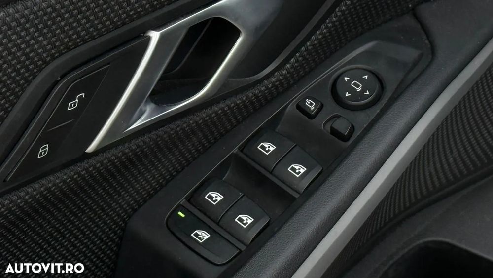 BMW Seria 3 320i Aut. Sport Line - 17