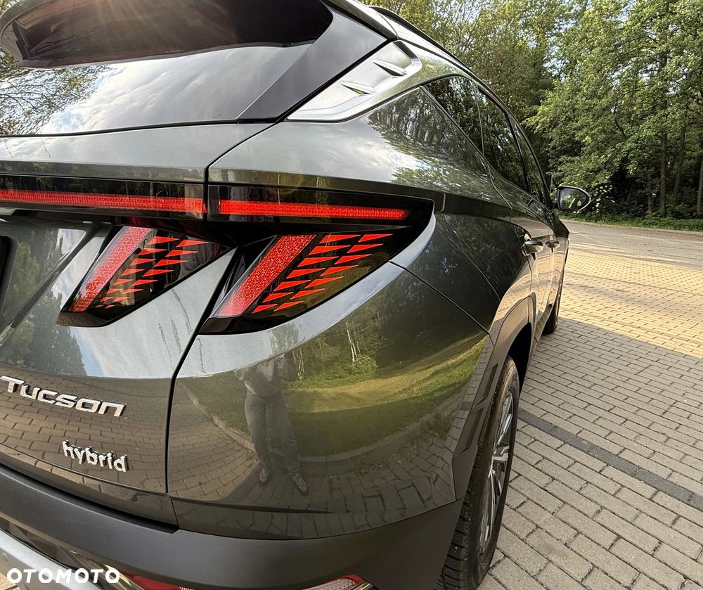Hyundai Tucson 1.6 T-GDi HEV Executive 2WD - 10