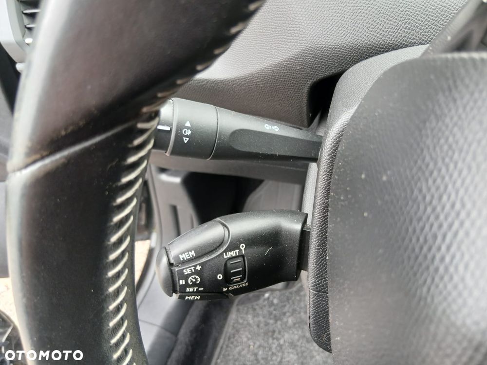 Peugeot 308 1.6 BlueHDi Business Line S&S - 22