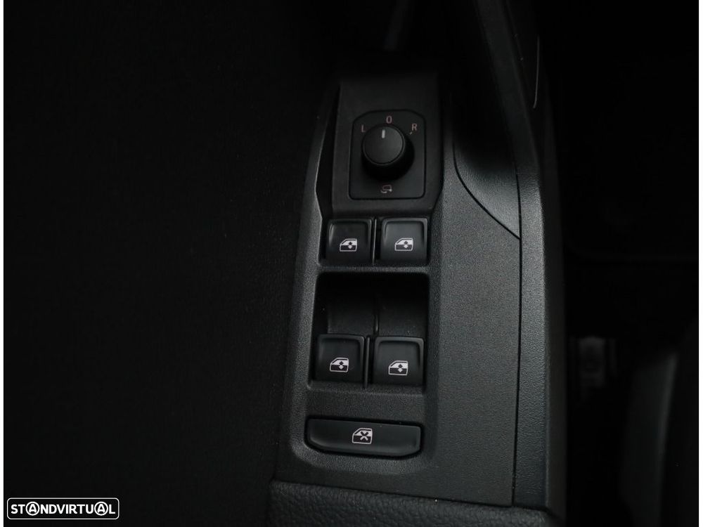 SEAT Arona 1.0 TSI Style DSG - 35