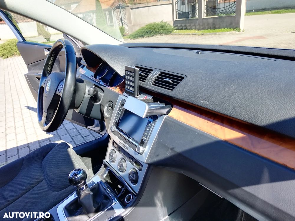 Volkswagen Passat 2.0 TDI Comfortline DPF - 13