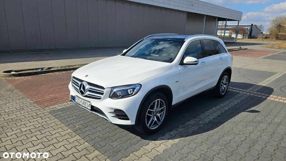 Mercedes-Benz GLC - 1