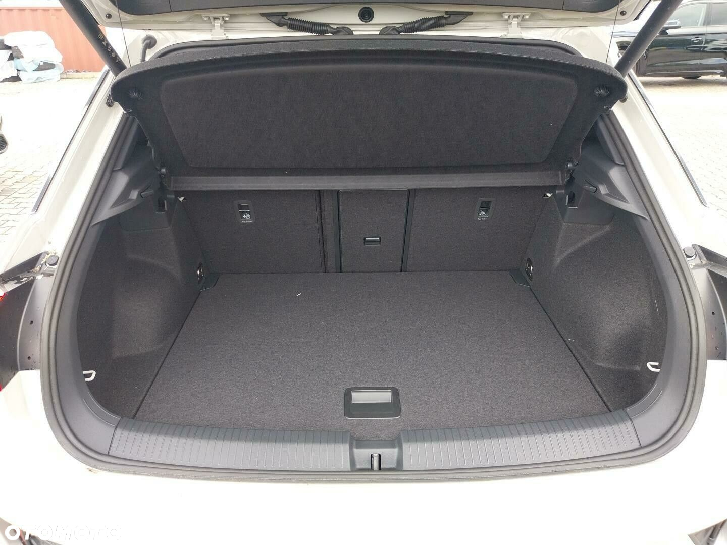 Volkswagen T-Roc 1.5 TSI R-Line Plus DSG - 5