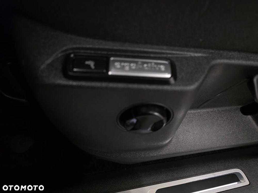 Volkswagen Tiguan 2.0 TSI 4Mot Elegance DSG - 19