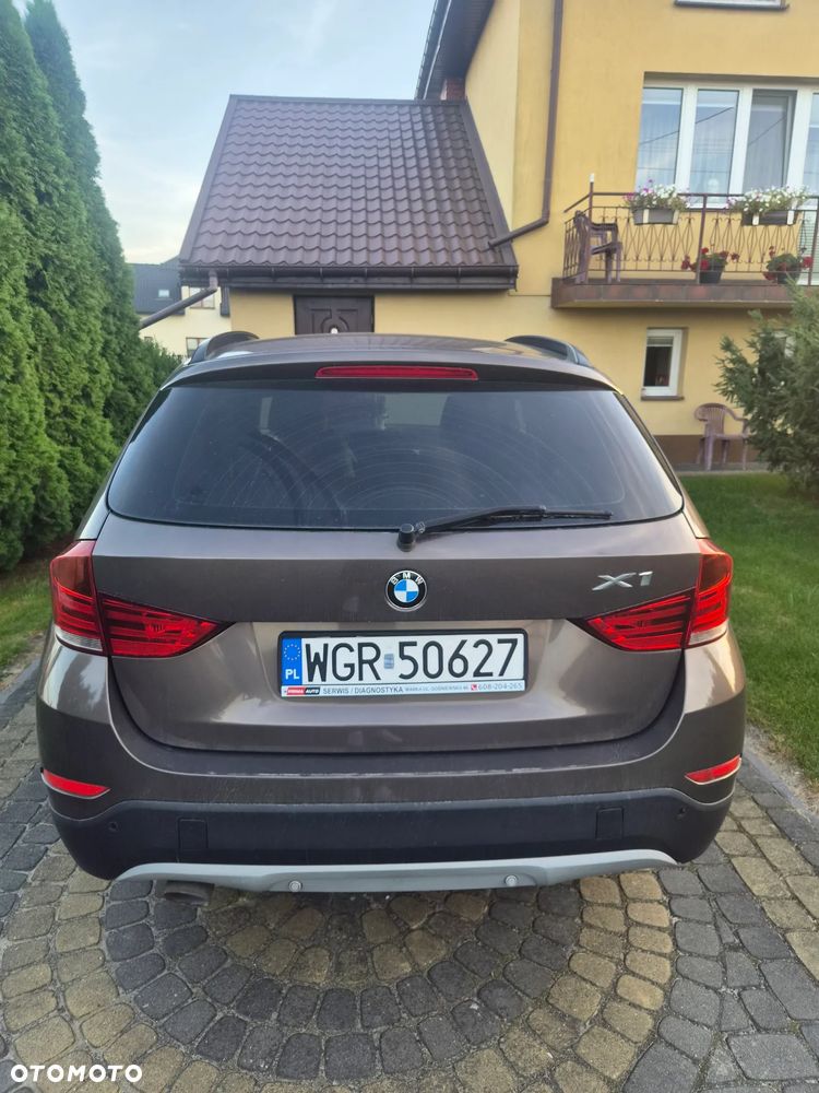 BMW X1 xDrive18d - 8