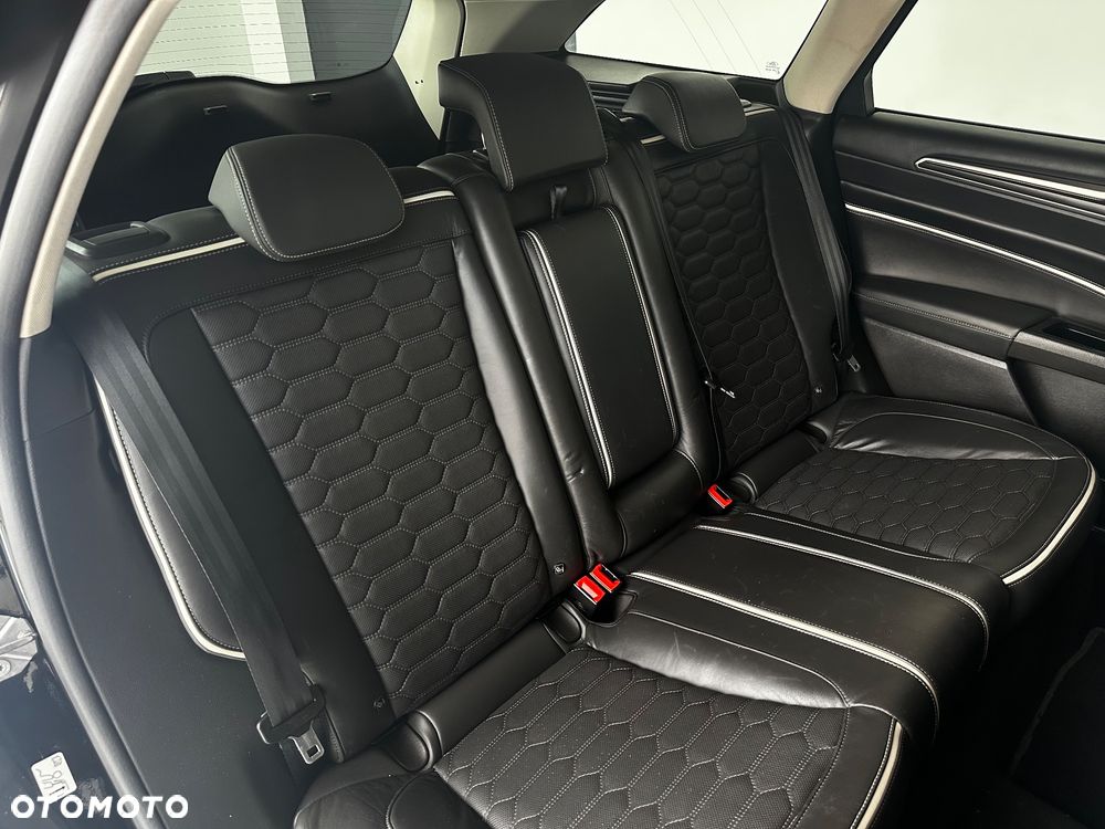 Ford Mondeo - 17