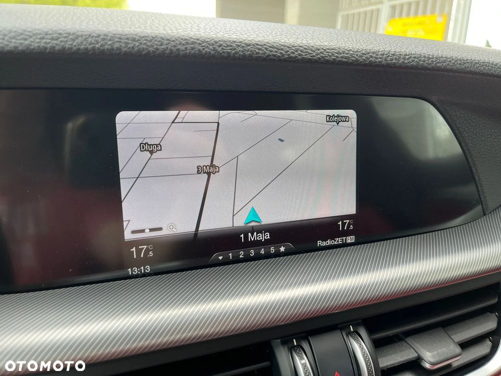 Alfa Romeo Stelvio - 24