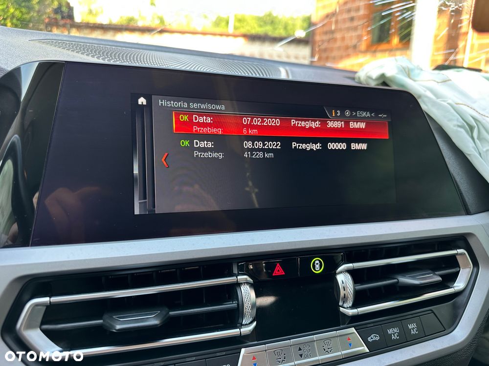BMW Seria 3 318d - 11