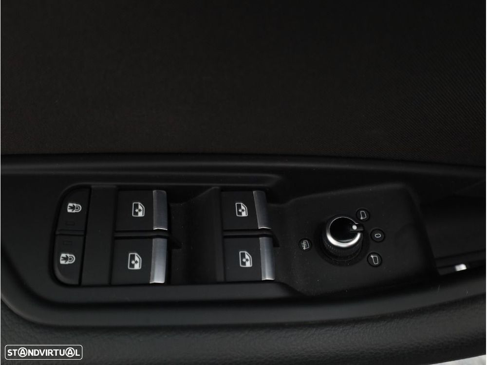 Audi A4 Avant 30 TDI Advanced S tronic - 21