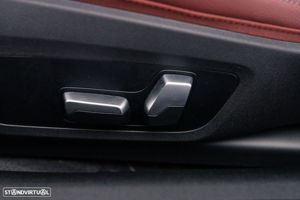 BMW 420 d xDrive Pack Desportivo M Auto - 41