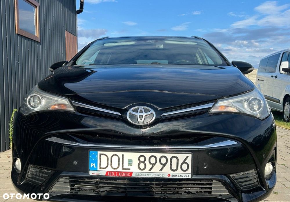 Toyota Avensis - 4