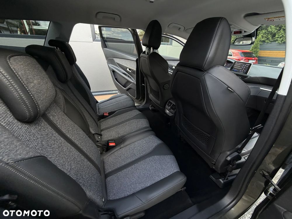 Peugeot 5008 1.5 BlueHDi Allure Pack S&S EAT8 - 16