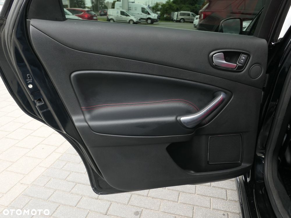 Ford Mondeo - 15