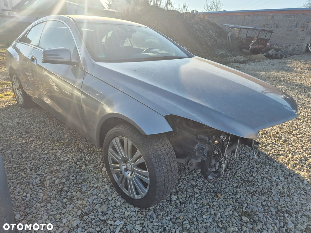 Mercedes-Benz Klasa E - 6