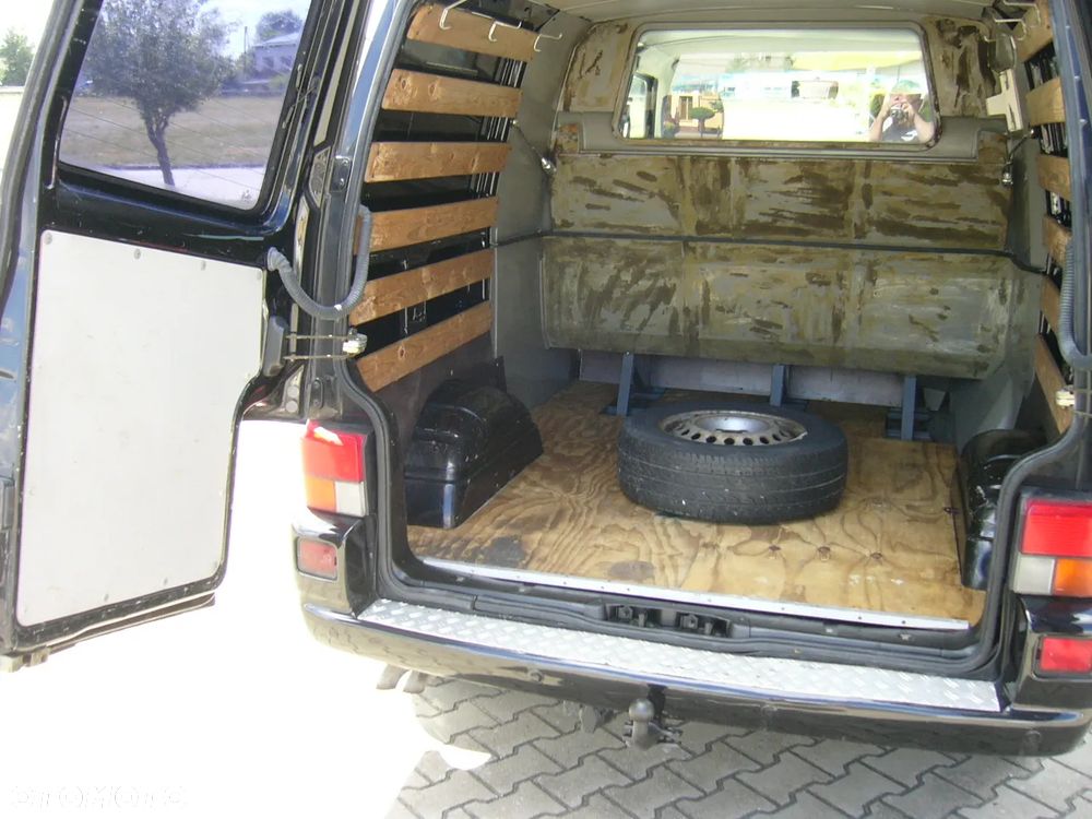 Volkswagen Transporter T4 LIFT 2,5 tdi 102Ps - 12