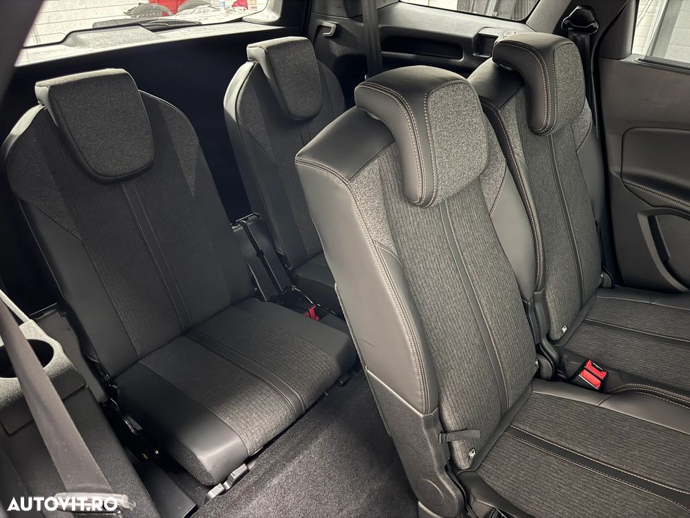 Peugeot 5008 GT LINE - 8