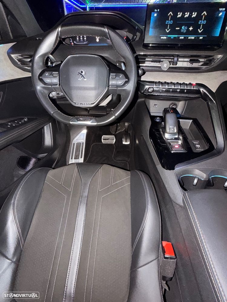 Peugeot 3008 1.5 BlueHDi GT Line EAT8 - 12