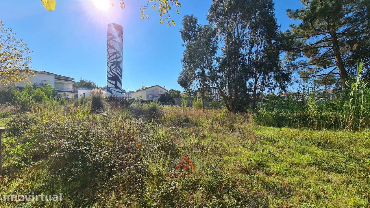 Lote Para Construção / Habitação - Grande imagem: 2/24