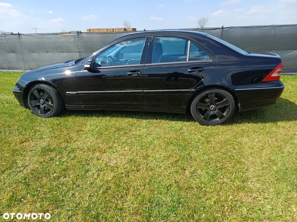 Mercedes-Benz Klasa C 180 Kompressor Automatik Avantgarde - 6