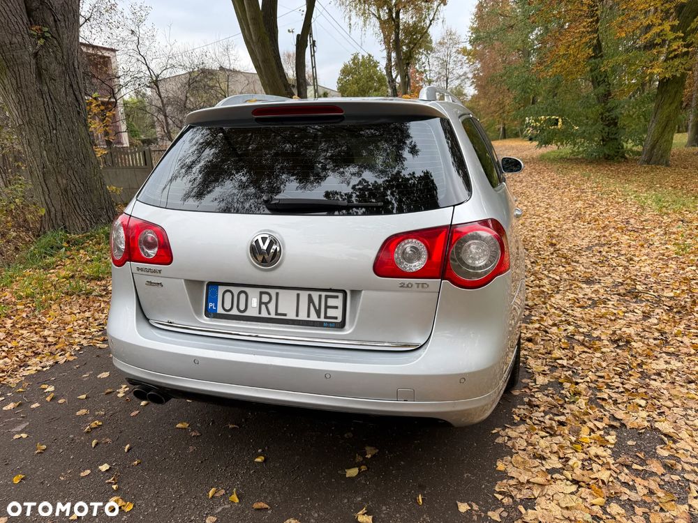 Volkswagen Passat Variant 2.0 TDI DPF R-Line Edition - 9
