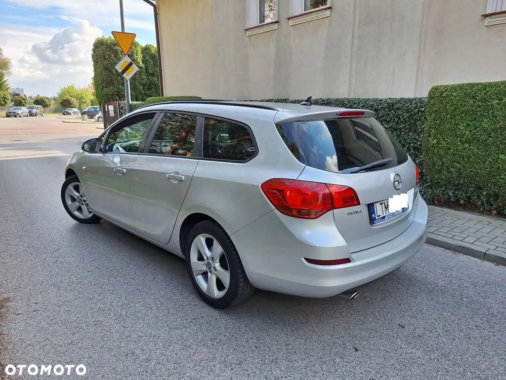 Opel Astra 1.4 Turbo Sports Tourer 150 Jahre - 3