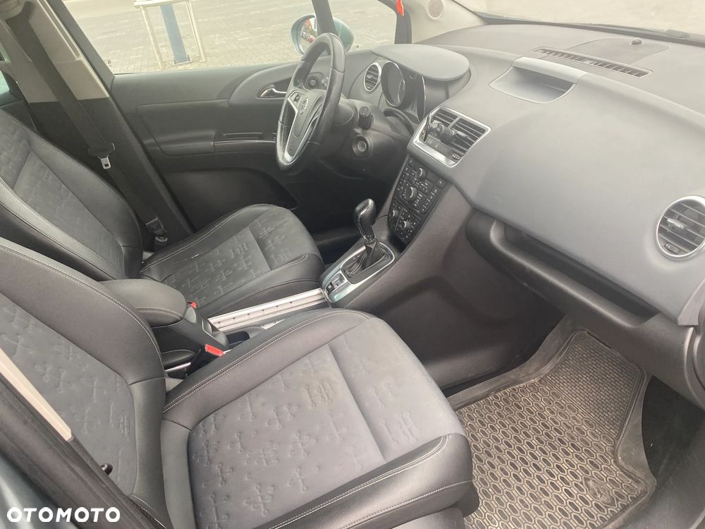 Opel Meriva 1.4 T Cosmo - 15