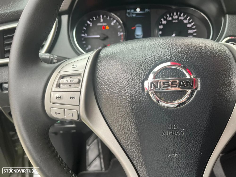 Nissan Qashqai 1.6 dCi Xtronic ACENTA - 23