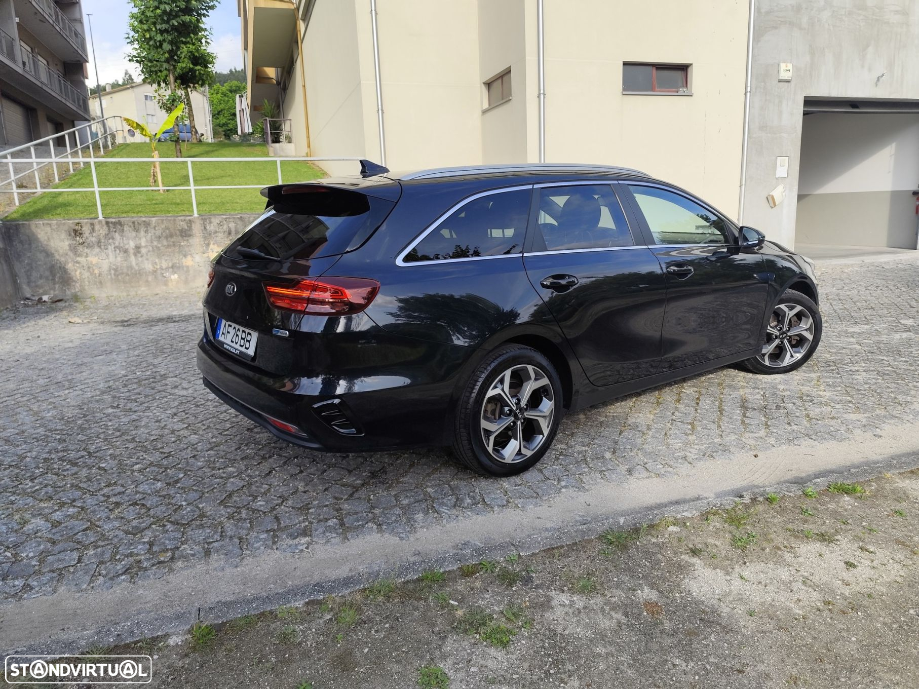Kia Ceed SW 1.6 CRDi MHEV Drive+SRF - 10