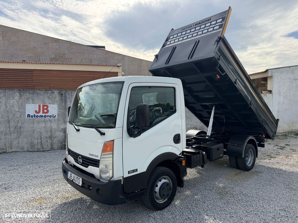 Nissan Cabstar 2.5 dCI 3LUG Tri-Basculante 62.000 Kms - 1