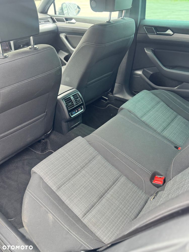 Volkswagen Passat 2.0 TDI BMT Highline DSG7 - 8