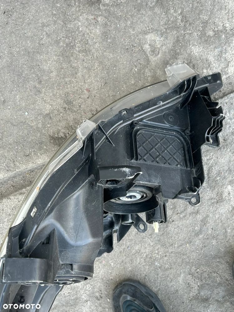 LAMPA PRZÓD PRAWY TOYOTA AURIS I EUROPA REFLEKTOR 811102A70 - 3