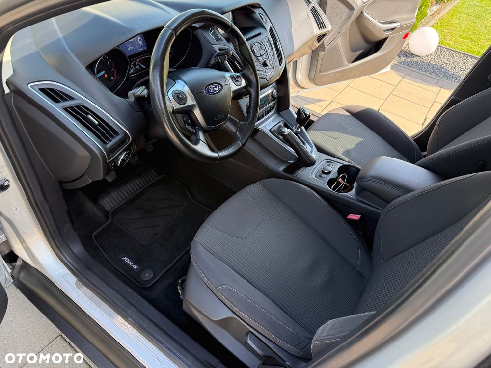 Ford Focus 1.0 EcoBoost Titanium - 10