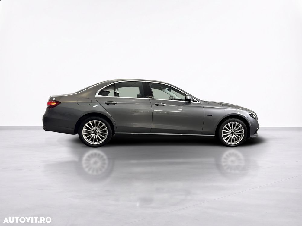 Mercedes-Benz E - 7