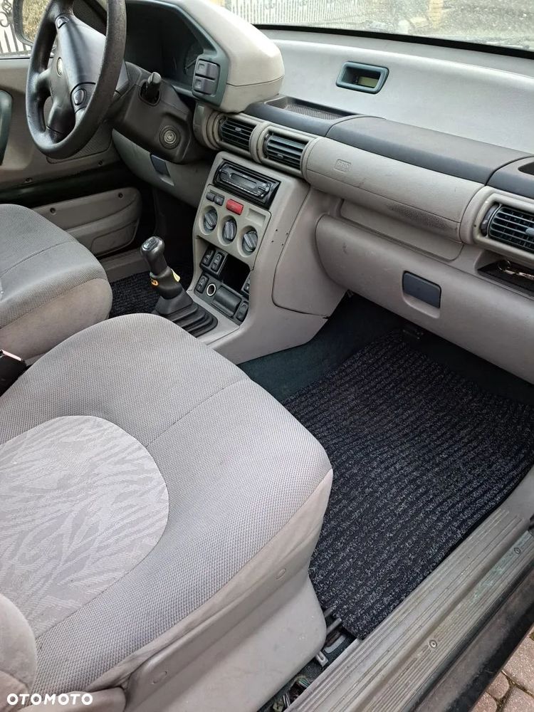 Land Rover Freelander - 2